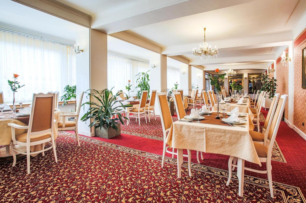 Hotel Ostrov Nymburk Zewnętrze zdjęcie